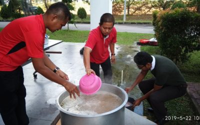 Gotong royong Bubur Lambuk V01